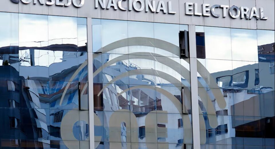 CNE remite a la Corte Constitucional proyecto de Noboa para trasladar del CPCCS a la Asamblea la designación de autoridades