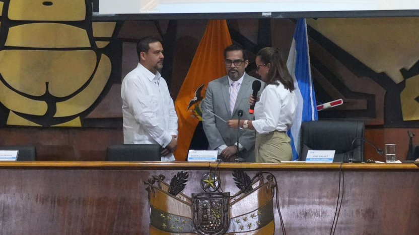 Rafael Correa anuncia expulsión de autoridades de RC que respaldaron a Carlos Encalada en  viceprefectura del Guayas