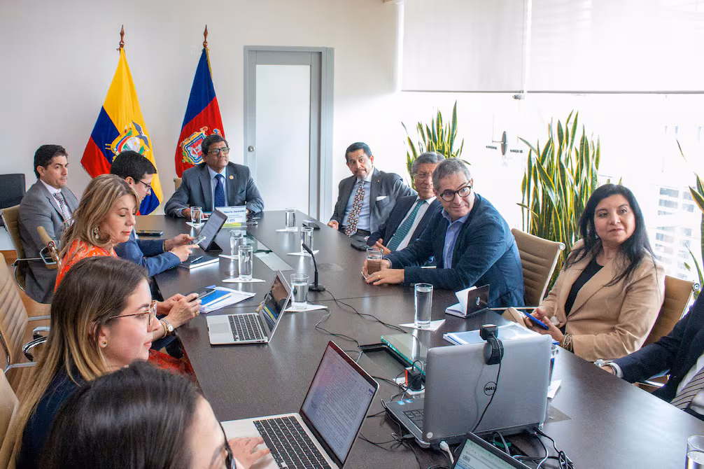 Gobierno y Cámara de Comercio Ecuatoriana Colombiana activan mesa técnica para analizar impacto de aranceles