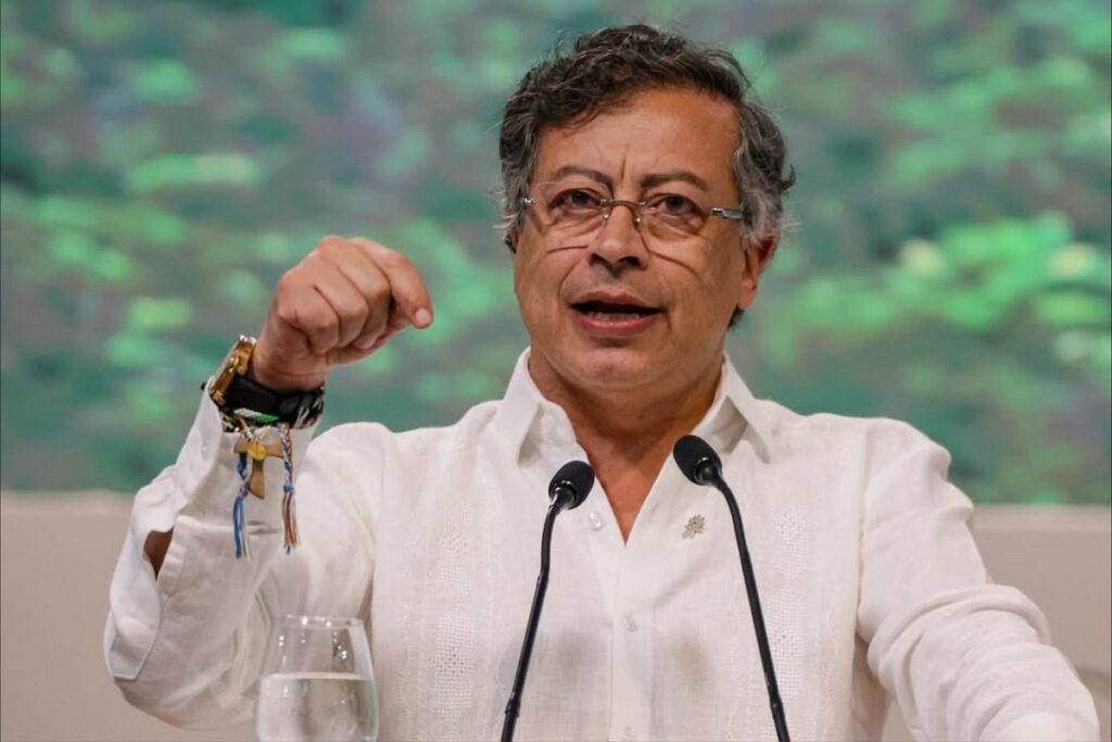 Petro rechaza alza de aranceles de Ecuador y advierte salida de la Comunidad Andina
