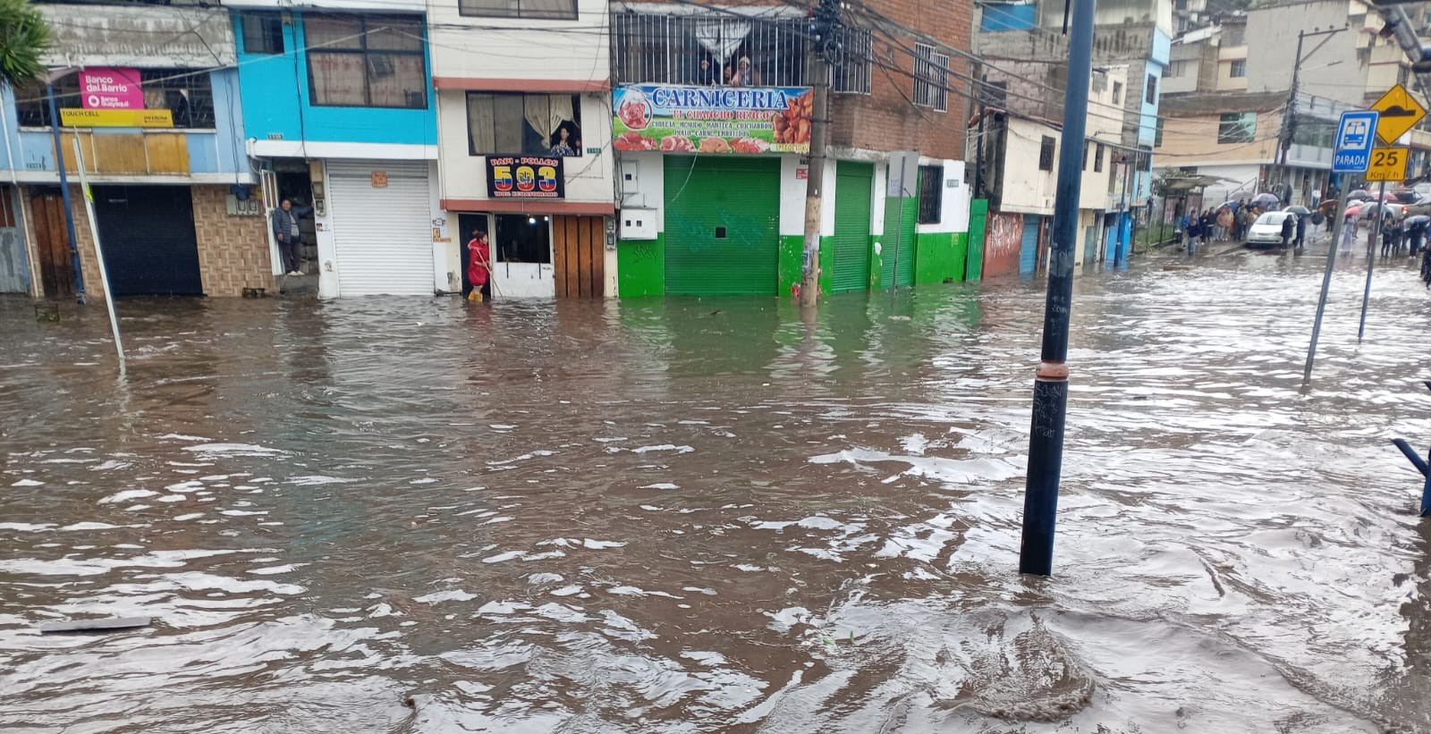 Lluvias dejan 15 fallecidos y más de 15.900 damnificados en lo que va de 2026