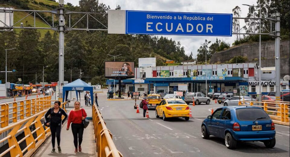 Sector empresarial ecuatoriano advierte impacto por aumento al 100 % de tasa de seguridad sobre productos colombianos