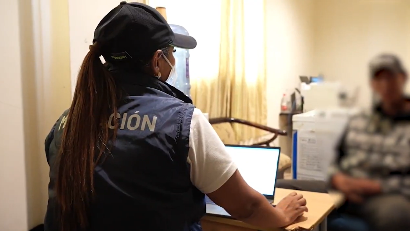 Deportan a 14 extranjeros tras operativos migratorios en El Oro