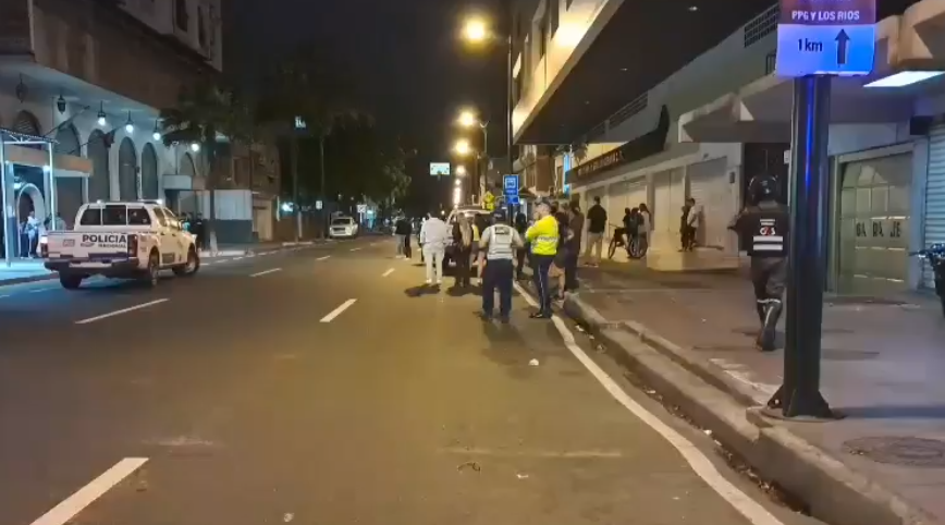 Mujer muere tras caer de un quinto piso en Guayaquil: investigan presunto femicidio