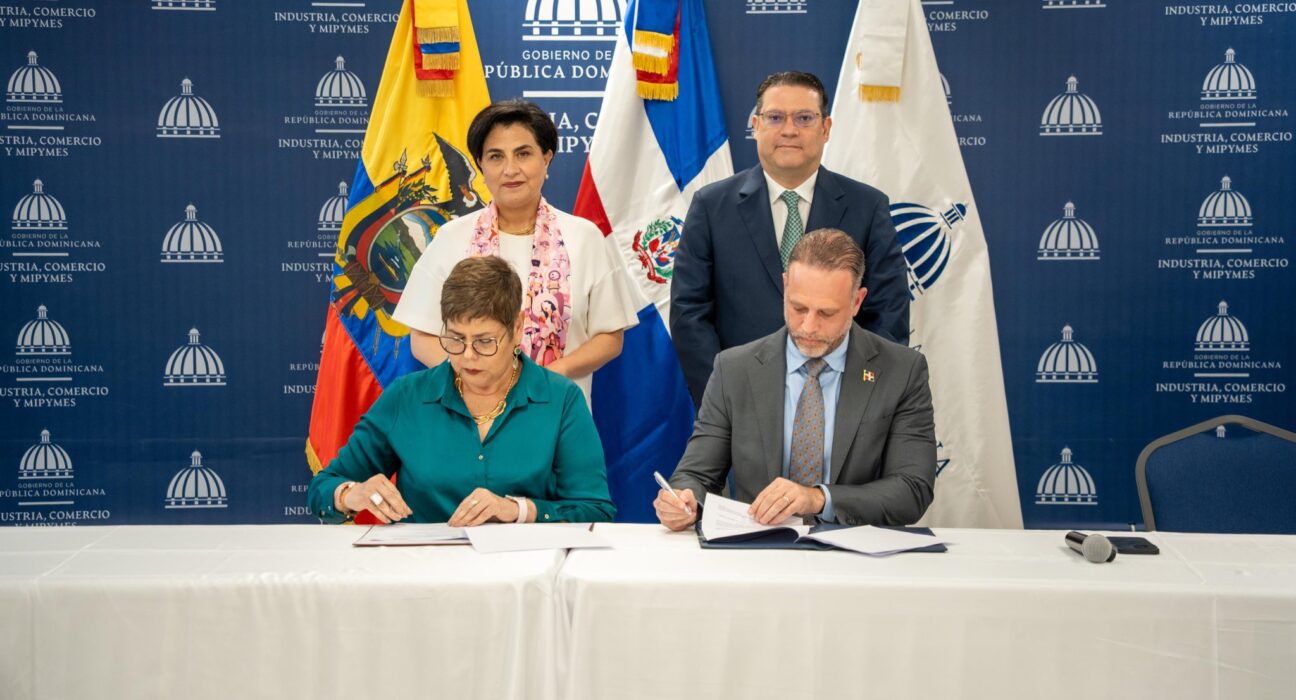 Ecuador confirma inicio de negociación comercial con República Dominicana