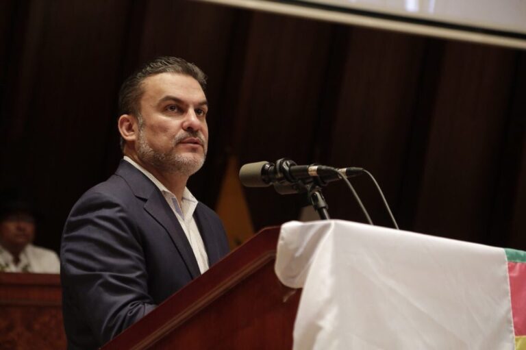 EE.UU. niega asilo al exministro José Serrano
