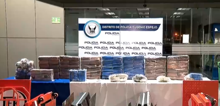 Decomisan 107 paquetes de marihuana en Guayllabamba