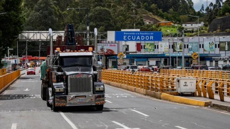 SENAE oficializa eliminación de tasa de seguridad a Colombia desde este 1 de junio