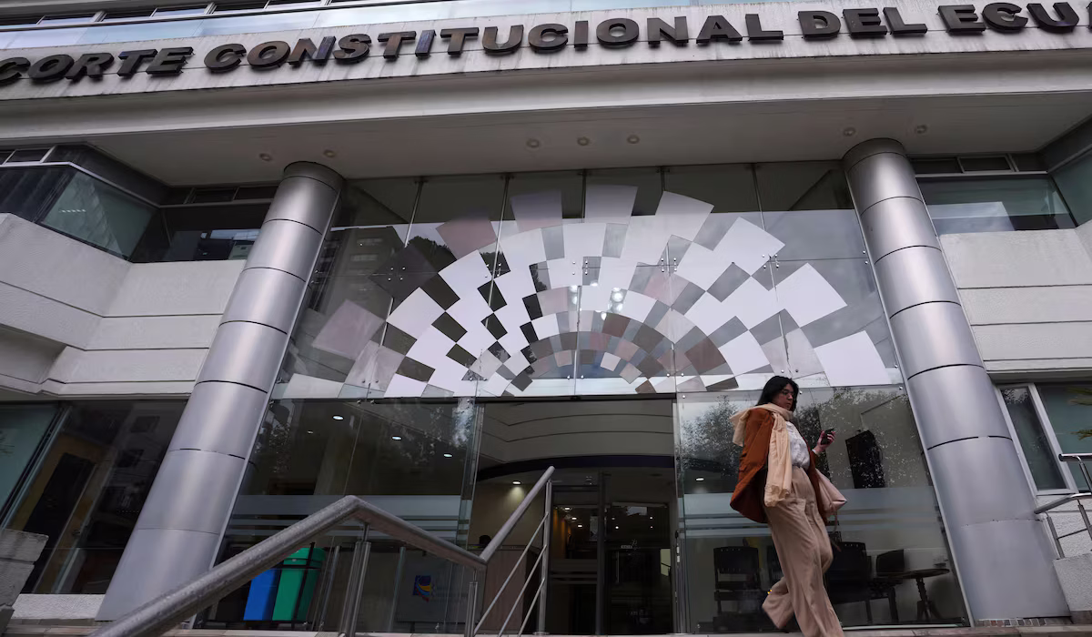 Juristas internacionales cuestionan a la Corte Constitucional