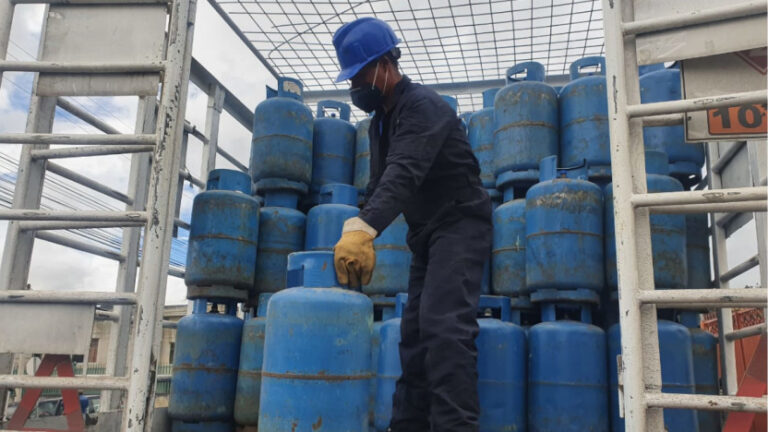Finanzas desmiente cambios al subsidio del gas y décimos