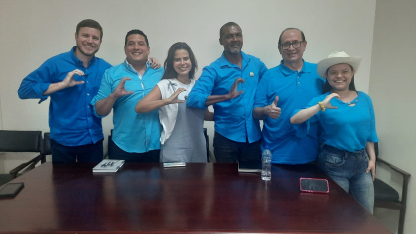 Liga Azul recupera sus derechos políticos