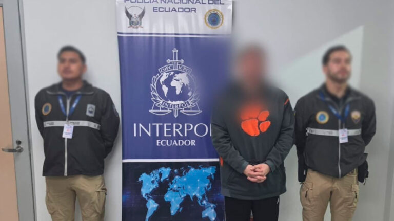 Extraditan desde EE.UU. a ecuatoriano acusado de femicidio