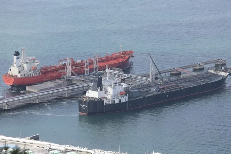 Petróleo cae tras acuerdo entre EE.UU. e Irán