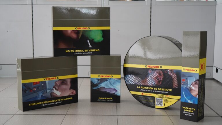 Salud presenta nuevas advertencias sobre consumo de tabaco