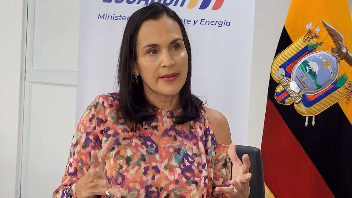 Fiscalización recomienda archivar juicio político contra Inés Manzano