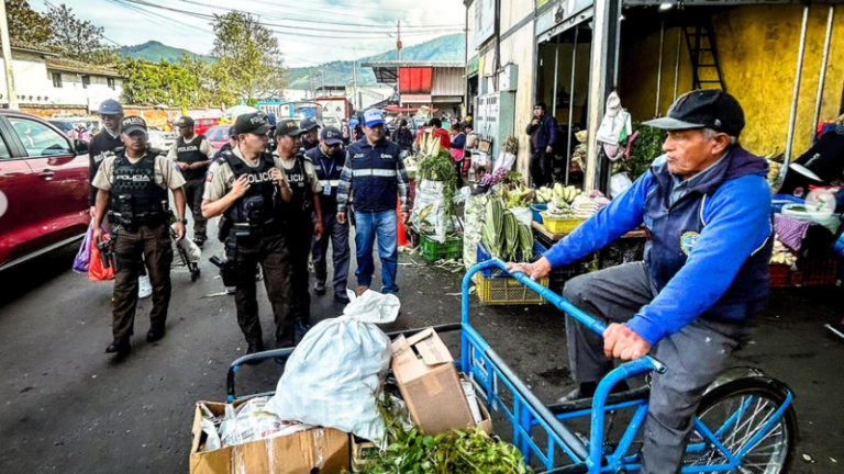 Balacera deja un muerto en Mercado Mayorista de Quito