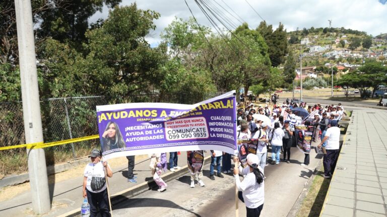 Familia de Lizeth Bunshi pide reforzar búsqueda tras una semana de su desaparición