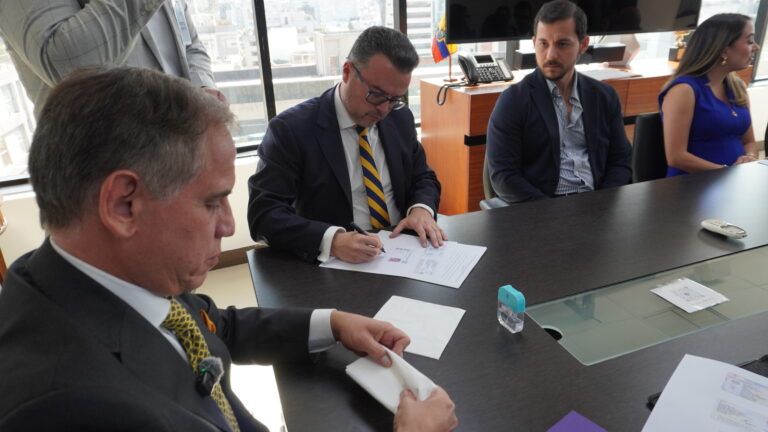 Ecuador extiende el contrato en el bloque petrolero Pindo