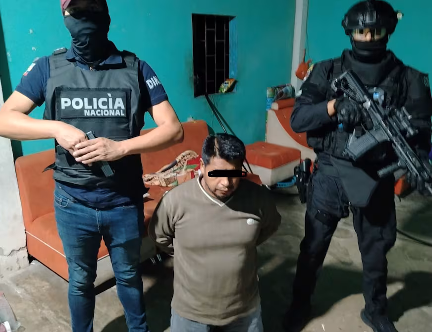 Cuatro policías entre 16 detenidos por robo de hidrocarburos