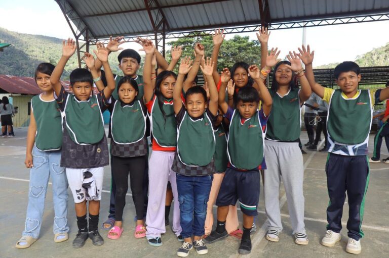 Lowell; operadora del Proyecto Minero Warintza y CERES: una alianza estratégica que impulsa la sostenibilidad desde la salud mental y la educación intercultural