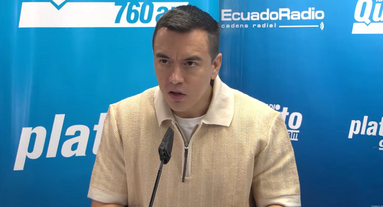Noboa anticipa “leve reducción” de precio de combustibles en agosto