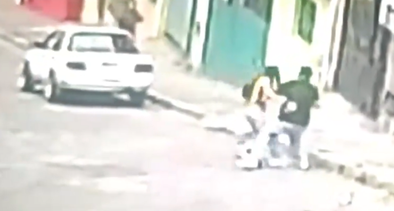 Quito: estudiante es asaltada a dos cuadras de su casa