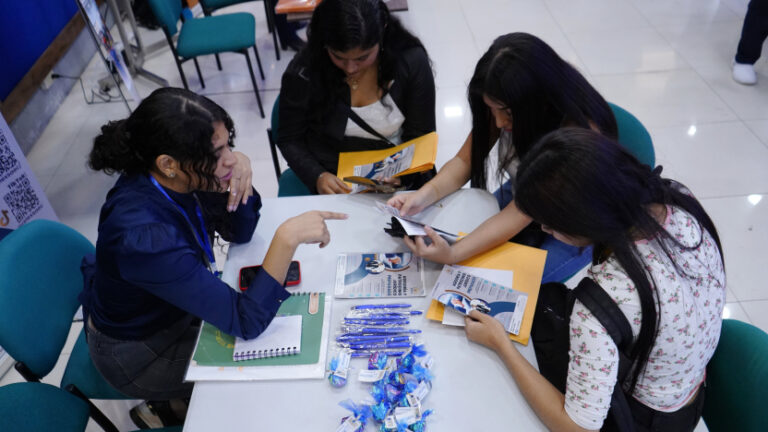 Feria laboral ofrecerá 3.000 vacantes en Guayaquil