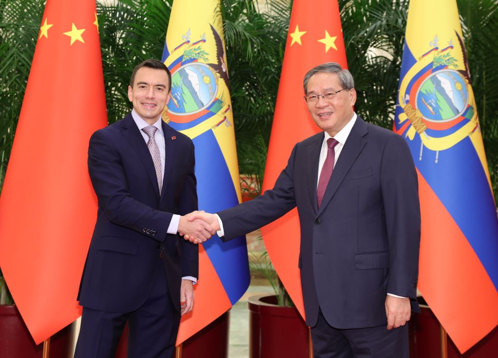 Noboa busca ampliar comercio e inversiones con China