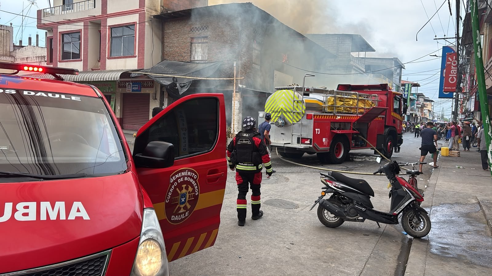 Hombre muere en voraz incendio en local comercial de Daule