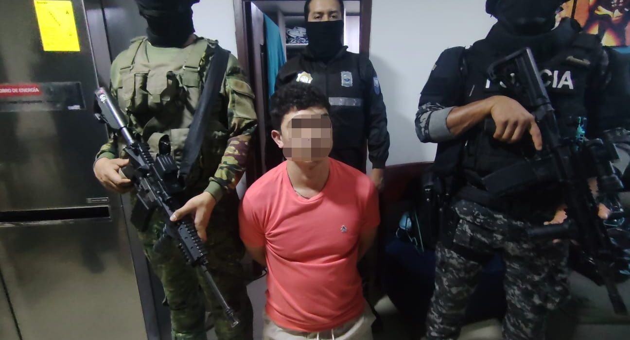 Capturan a presunto operador financiero de la mafia albanesa