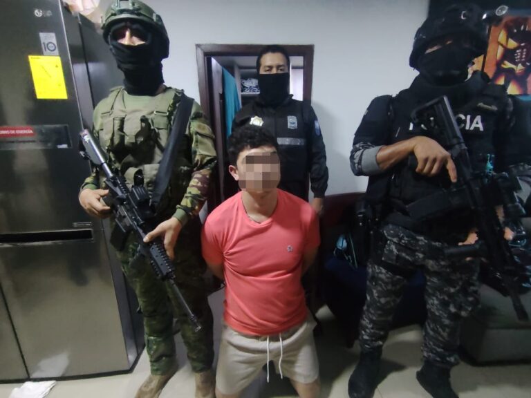 Capturan a presunto operador financiero de la mafia albanesa