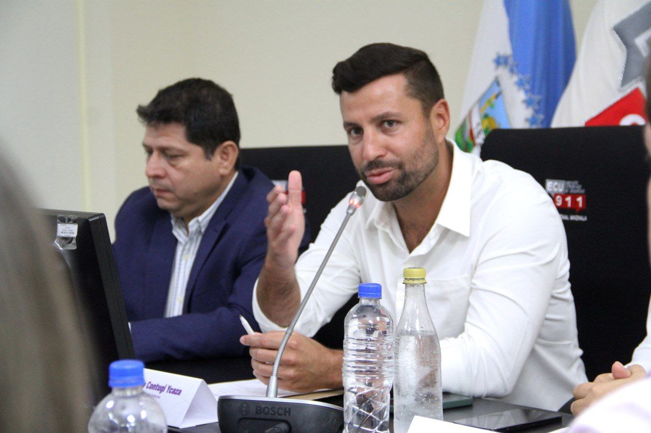 Noboa declara tres días de duelo nacional por muerte de Michele Sensi-Contugi y su esposa