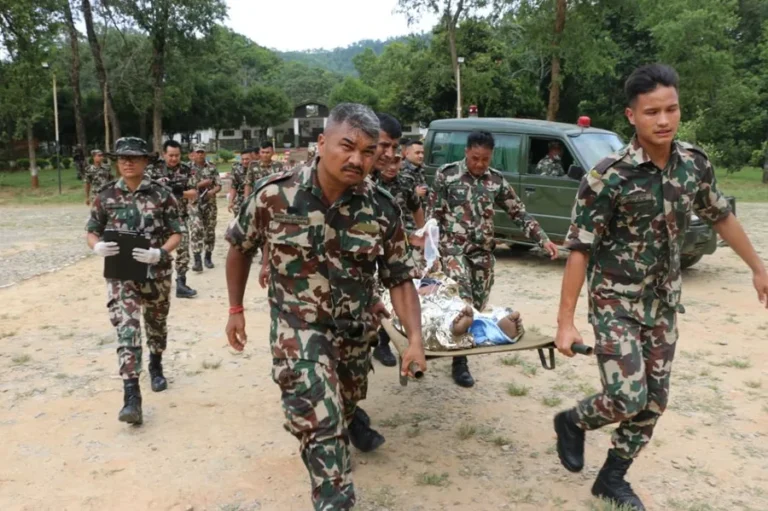 Aumenta la cifra de muertos por devastadora riada en Nepal