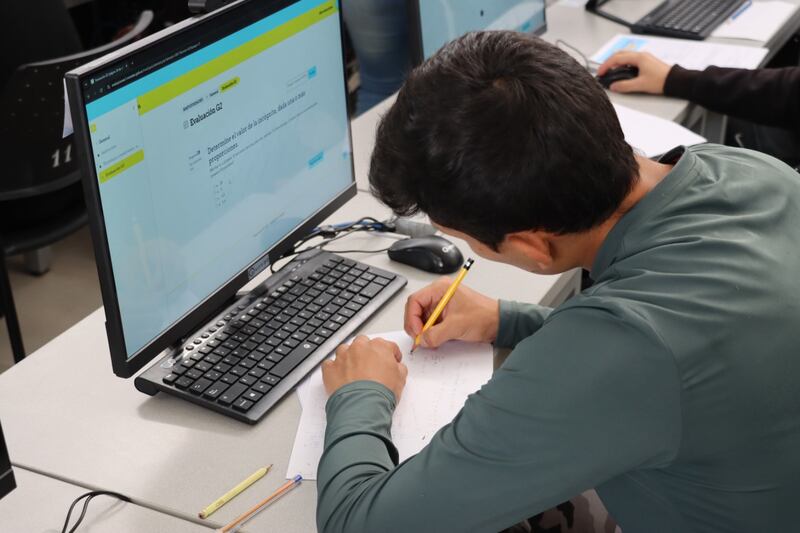 Educación abrirá postulación a institutos públicos