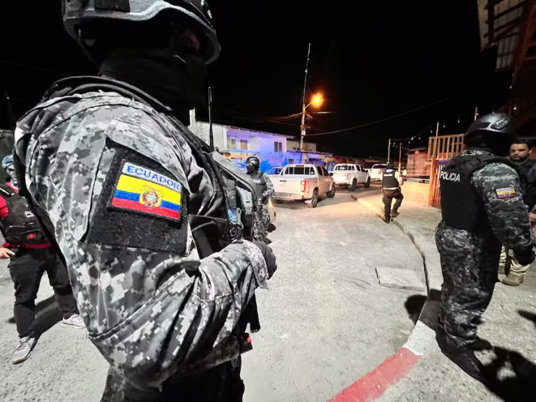 Noboa renueva estado de excepción en 10 provincias y tres cantones