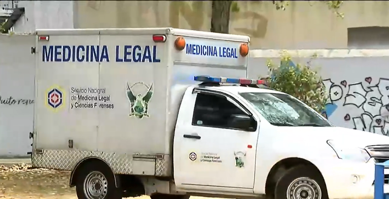 Mujer es hallada sin vida en parque del sur de Quito