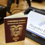 Dos muertos tras choque frontal de vehículos en vía Daule-Nobol