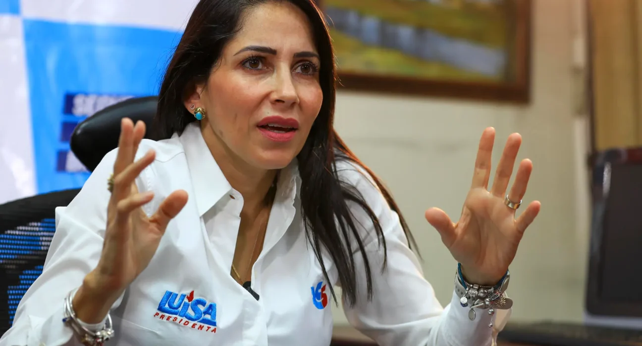 CNE rechaza impugnación y ratifica no calificación de candidatura de Luisa González