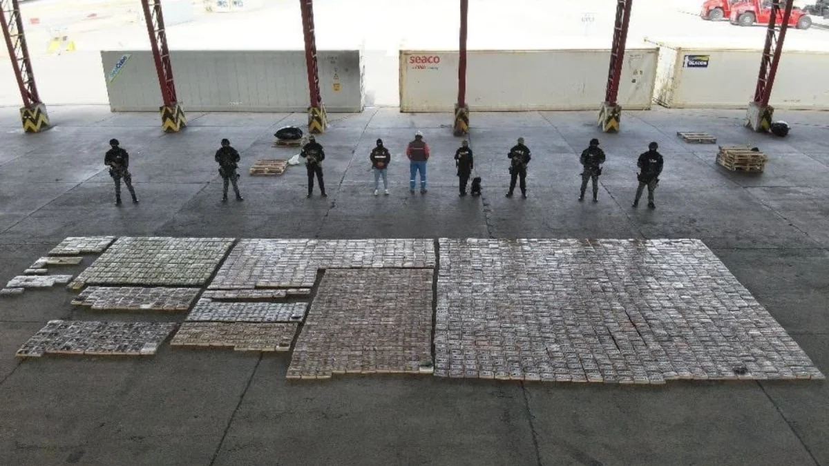 Incautan en Machala más de dos toneladas de cocaína con destino a Suecia