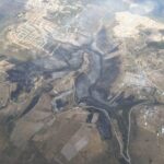 Incendios forestales generan grandes columnas de humo en Quito