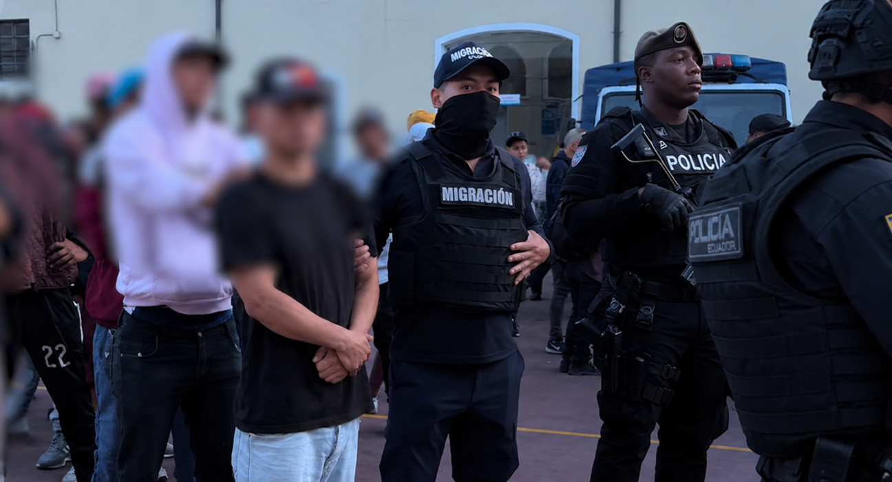 Deportan a 10 colombianos tras operativos migratorios en Quito