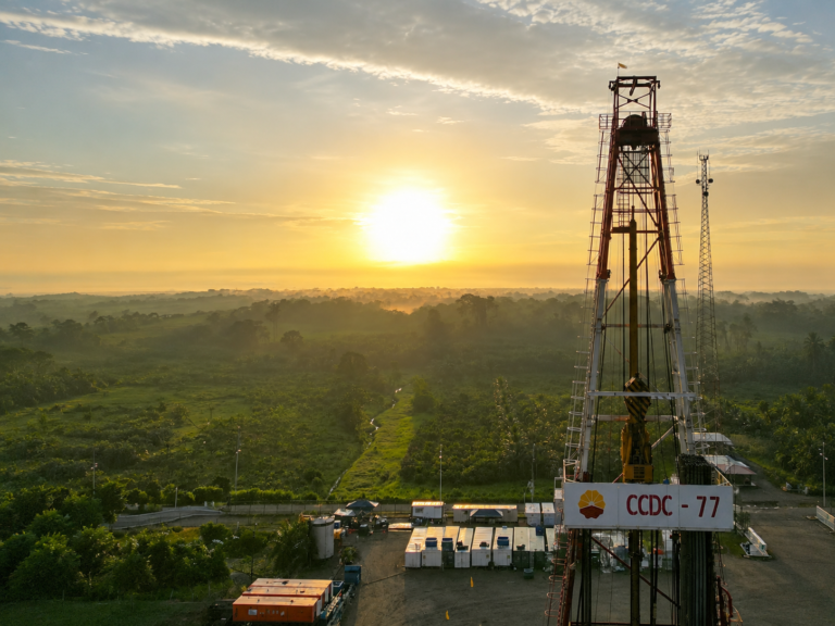 Gobierno proyecta USD 4 millones mensuales con nuevo pozo petrolero en Sucumbíos