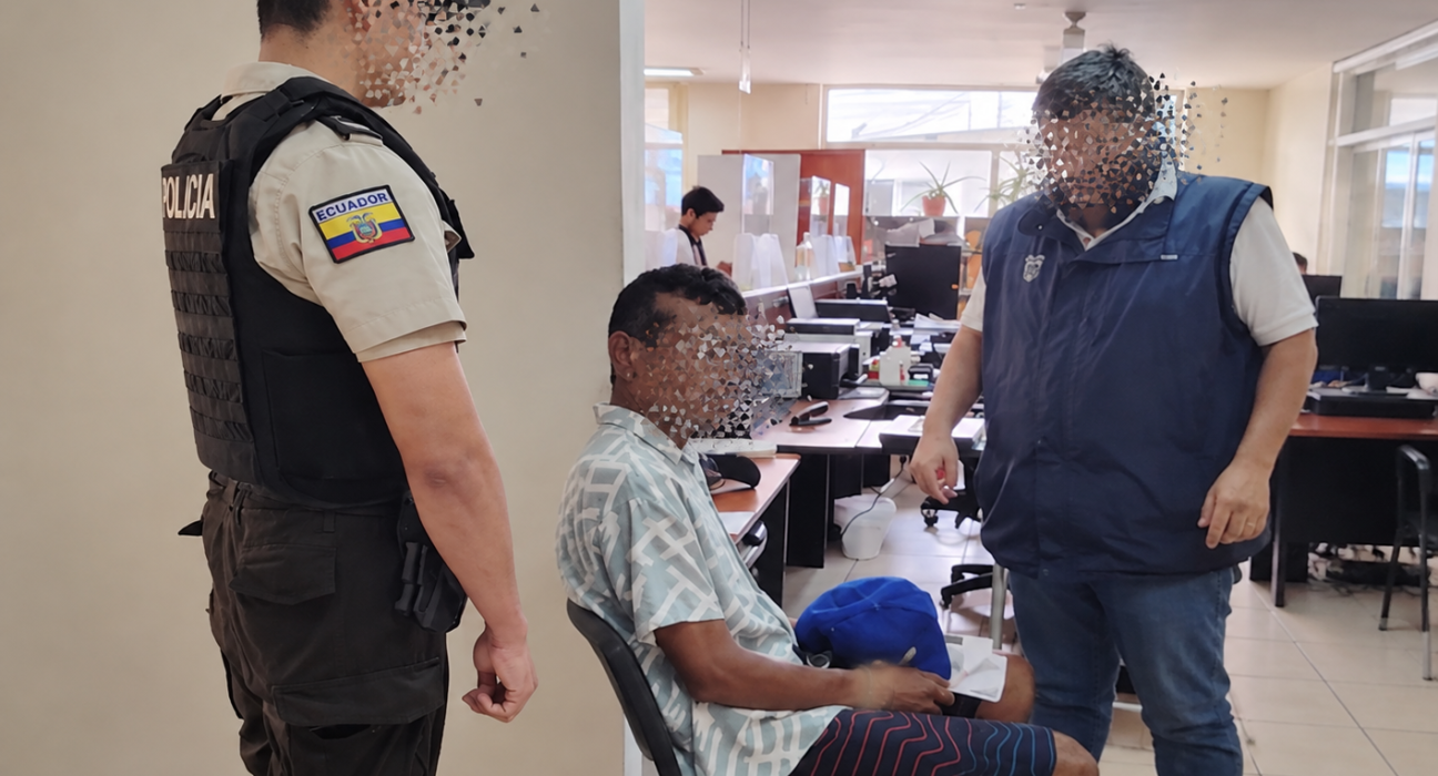 Deportan a peruano con presunto vínculo con Los Lobos