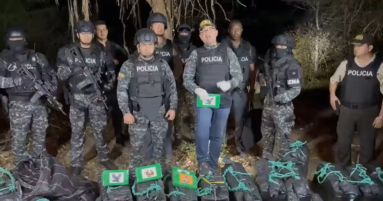 Decomisan tres toneladas de droga en Manabí durante toque de queda
