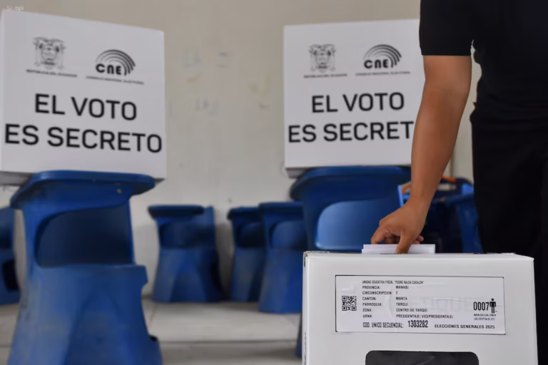 Elecciones seccionales: CNE abre tercer periodo para acreditar observadores