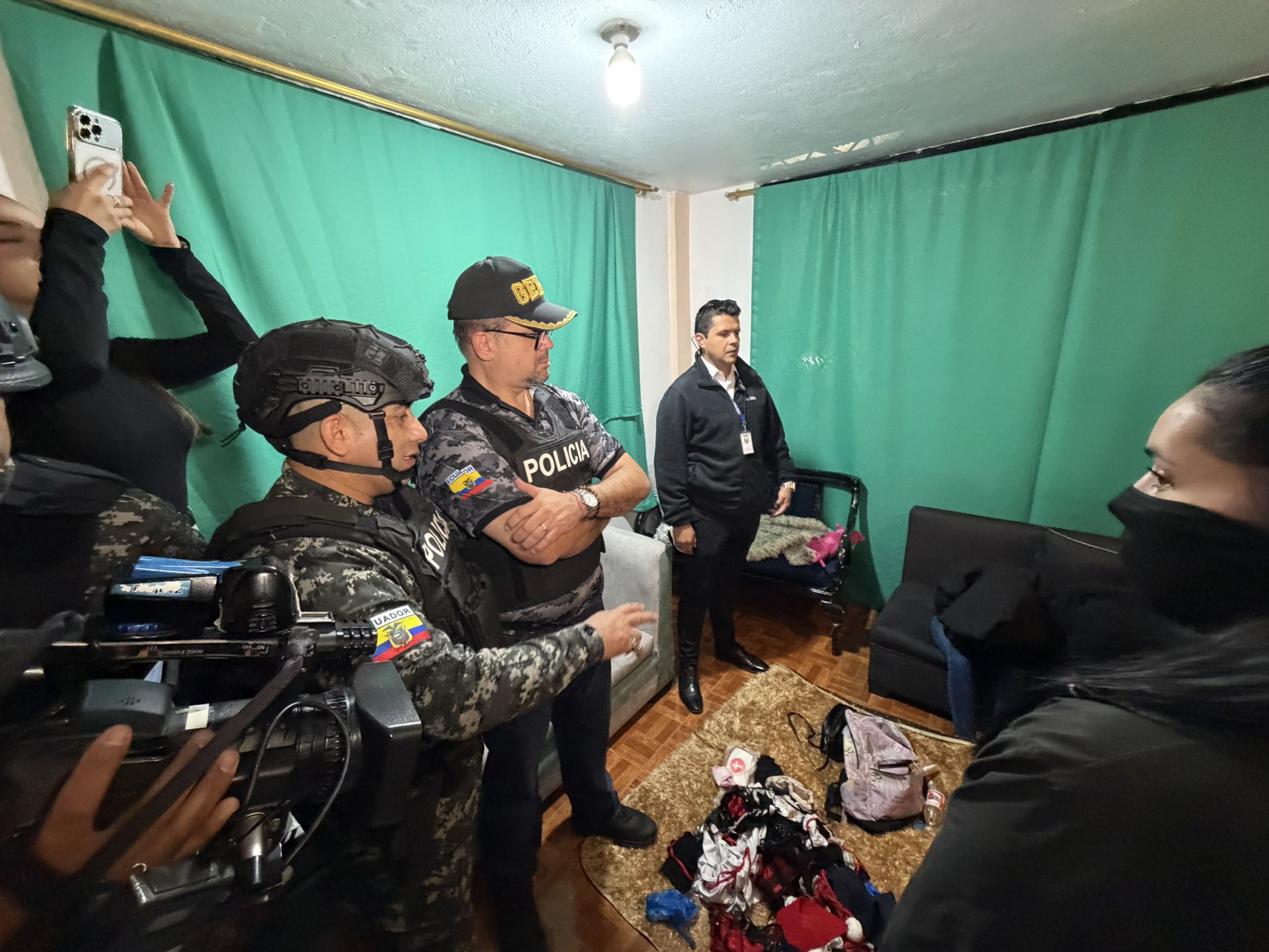 Operativo en cinco sectores de Quito deja 14 detenidos