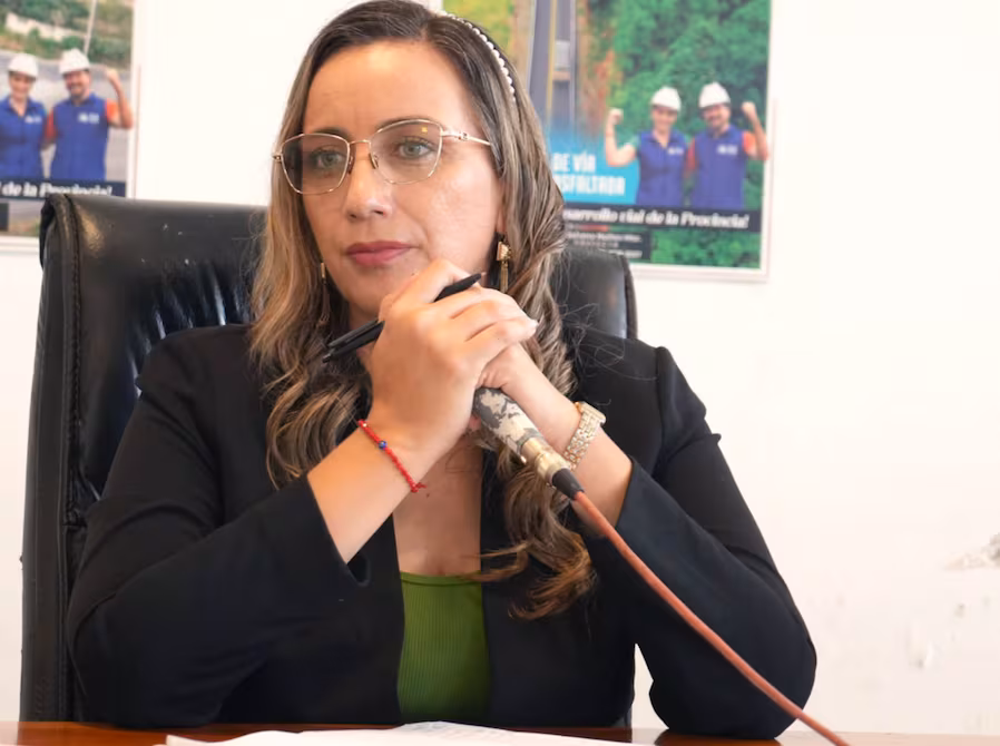 Dictan prisión preventiva para prefecta de Santo Domingo