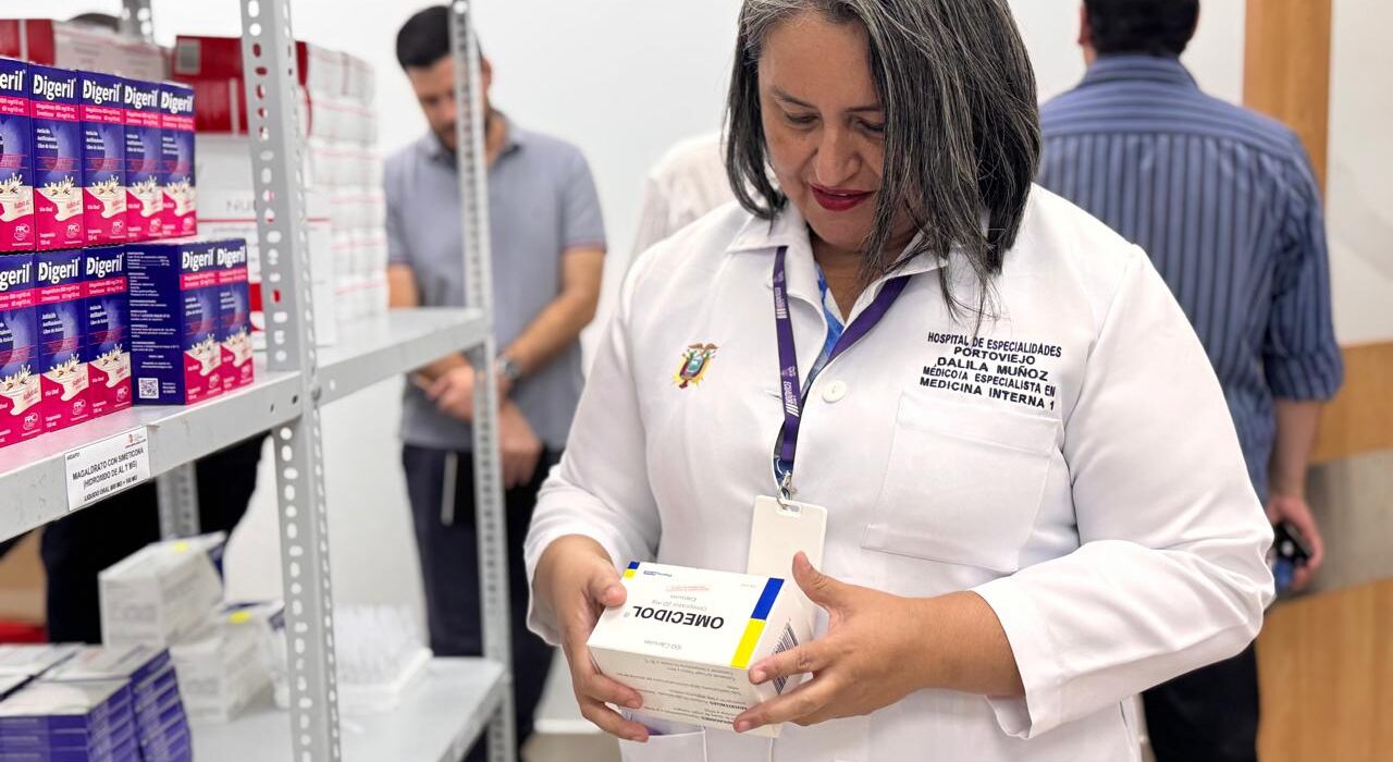 Manabí recibe 4,4 millones de medicamentos e insumos para unidades de salud