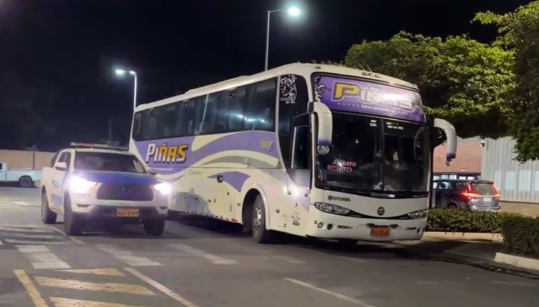 Ayudante de bus muere durante violento asalto en El Oro