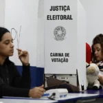 Aquiles Álvarez evoluciona favorablemente tras operación, según su defensa